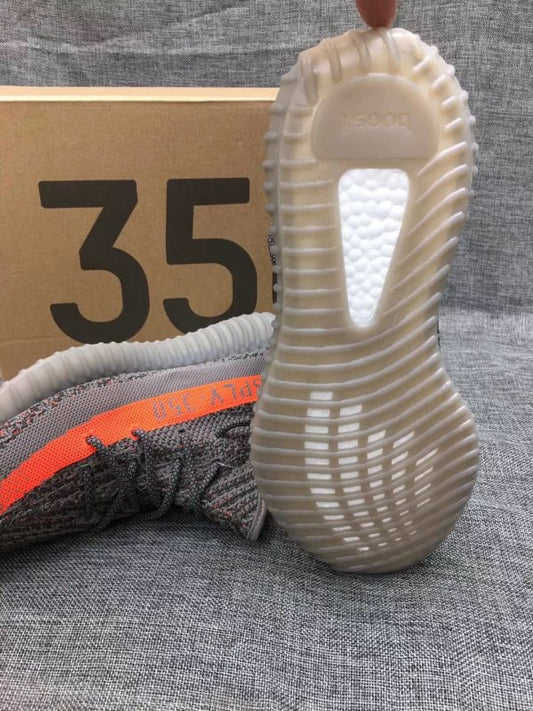 Yeezy Gray Boost 350 v2 Sneakers SYZ00069