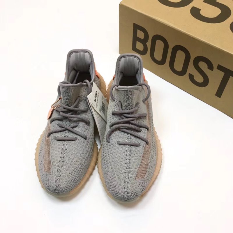 Yeezy Gray Boost 350 v2 Sneakers SYZ00082