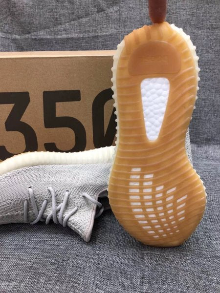 Yeezy White Boost 350 V2 Sneakers SHS00318