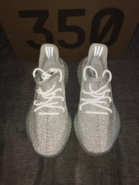 Yeezy White Boost 350 v2 Sneakers SYZ00067
