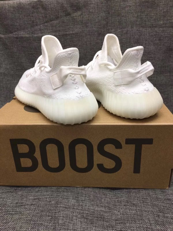 Yeezy White Boost 350 v2 Sneakers SYZ00068
