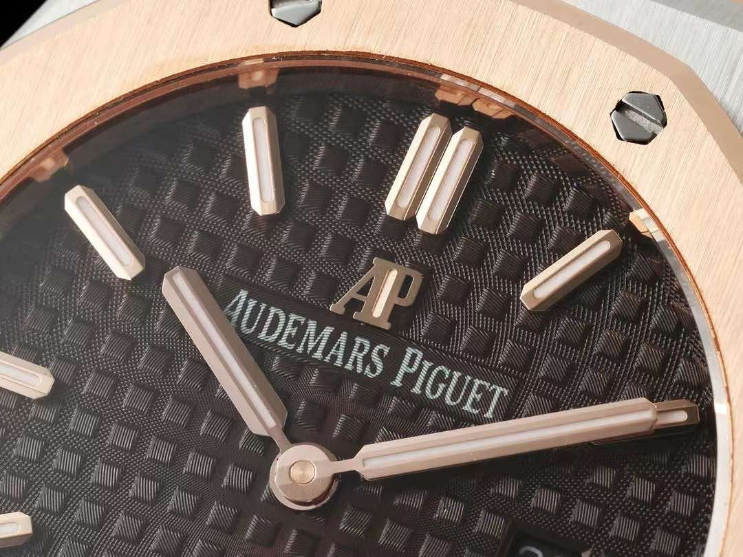 Audemars Piguet Royal Oak Offshore Series Wrist Watch WAT02104