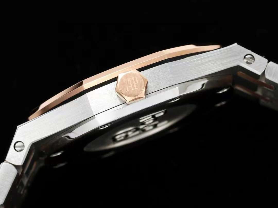 Audemars Piguet Royal Oak Offshore Series Wrist Watch WAT02104