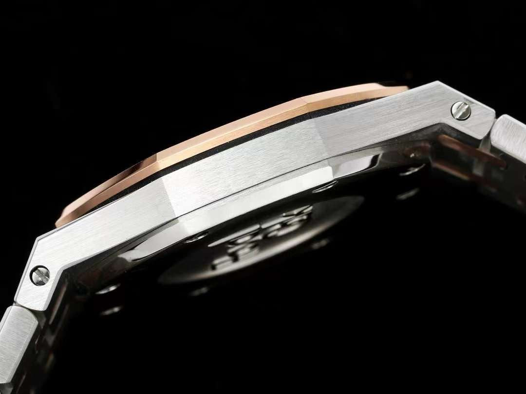 Audemars Piguet Royal Oak Offshore Series Wrist Watch WAT02104