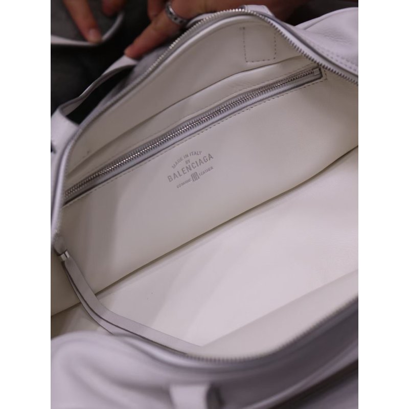 Balenciaga Shoulder Bag BG0525137