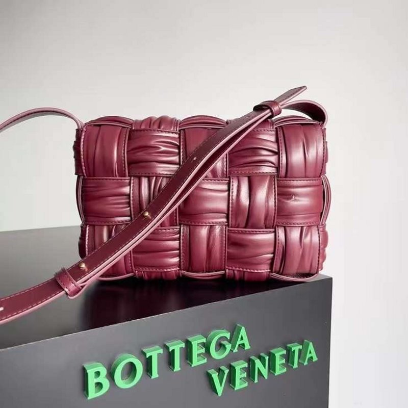 Bottega Veneta Cassette Shoulder Bag BGMP0281