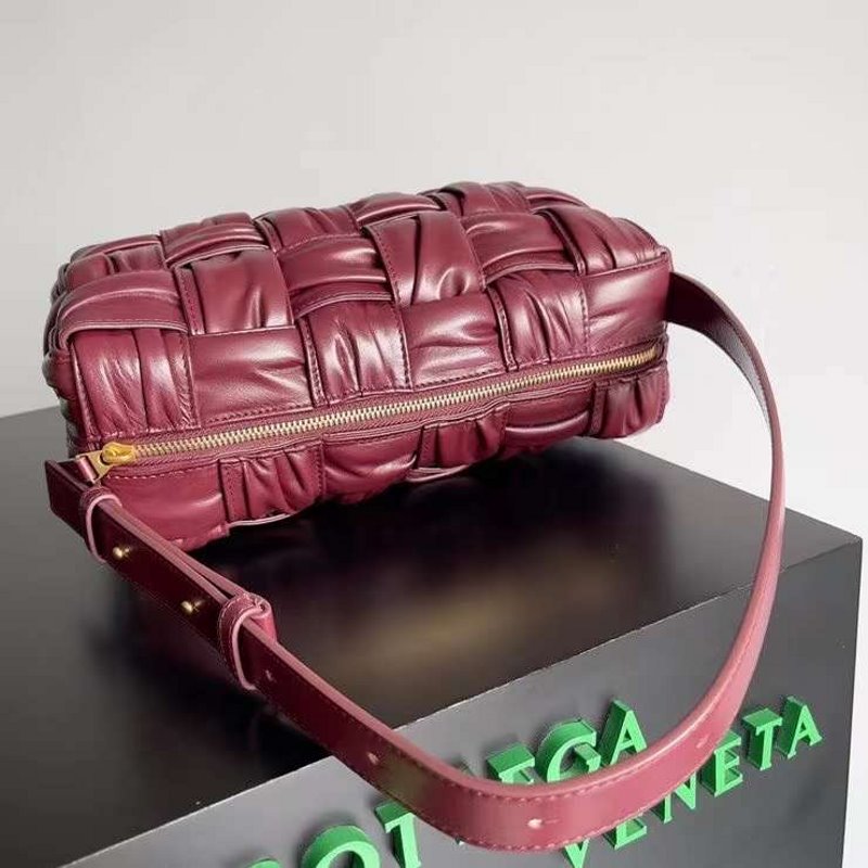 Bottega Veneta Cassette Shoulder Bag BGMP0288