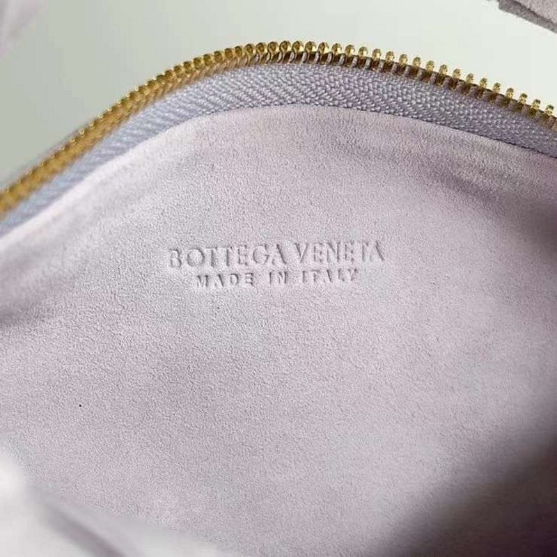 Bottega Veneta Knot Hobo Bag BGMP0189