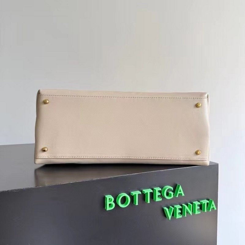 Bottega Veneta Ciao Bag BG0525220