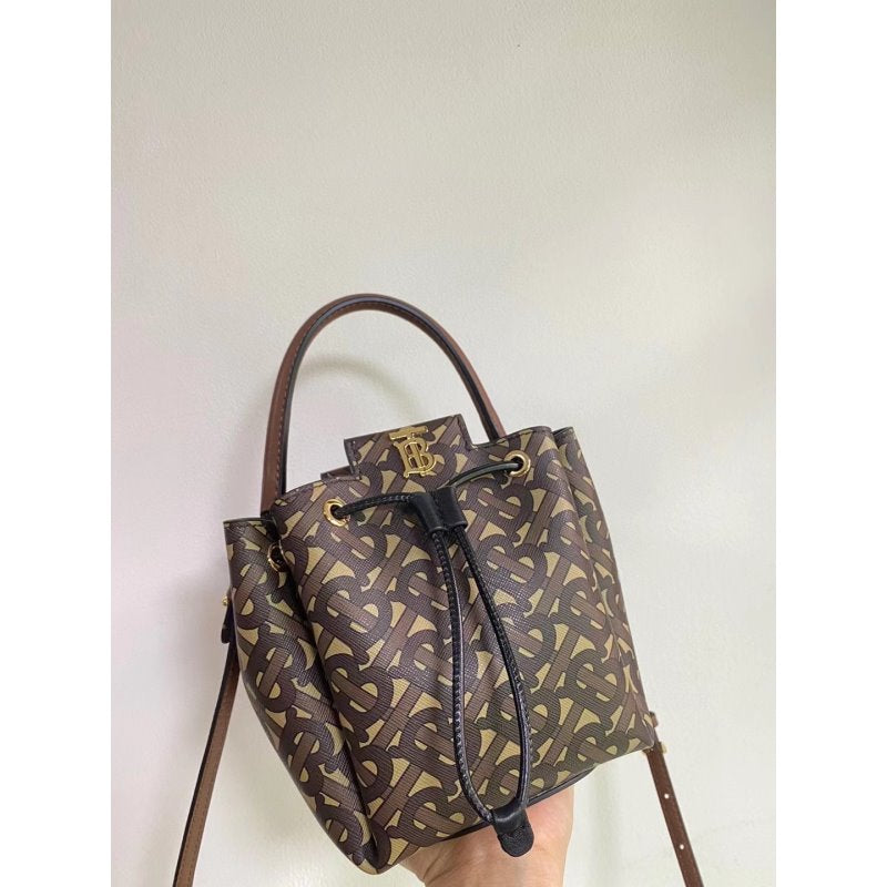 Burberry Bucket Bag BBR00269