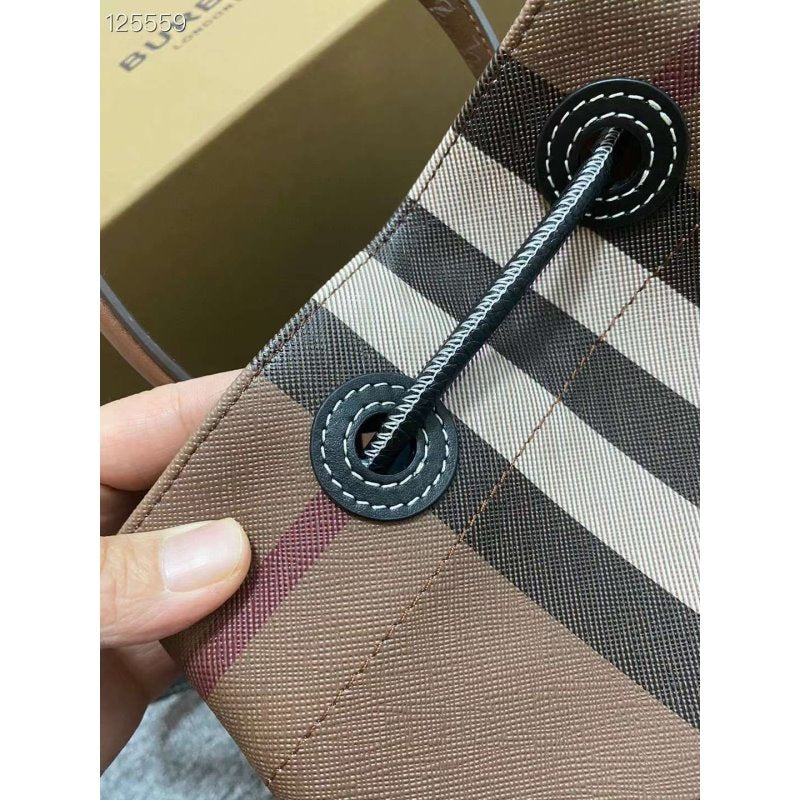 Burberry Bucket Bag BGMP0570