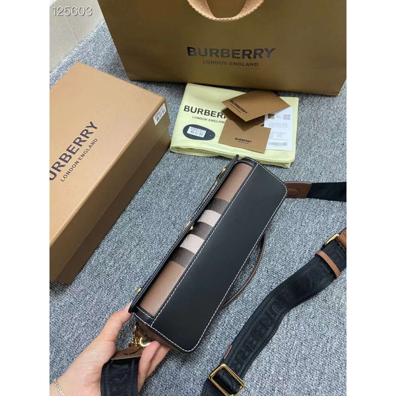 Burberry Classic Bag BGMP0573