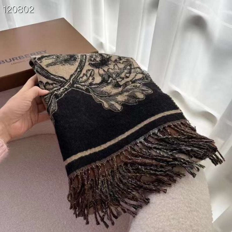 Burberry Cashmere Scarf SS001141