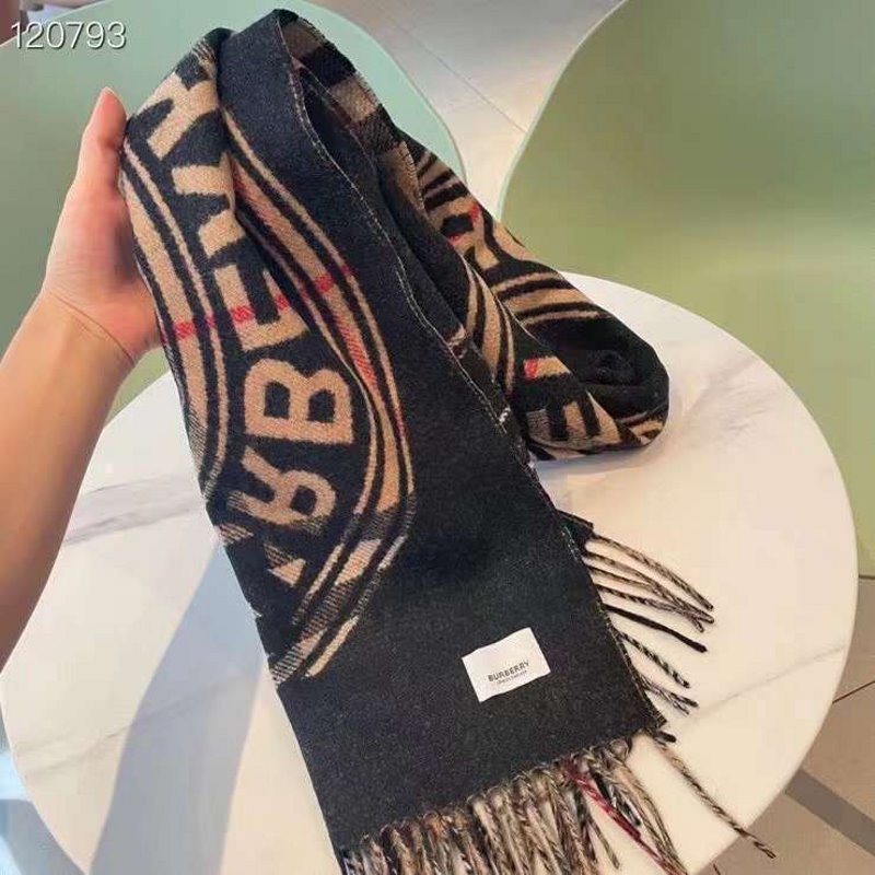 Burberry Cashmere Scarf SS001147