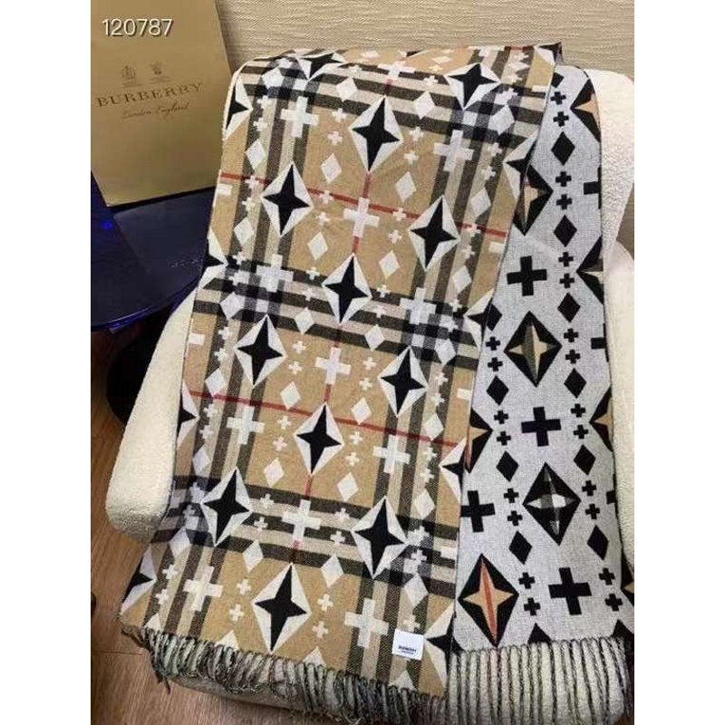 Burberry Cashmere Scarf SS001150