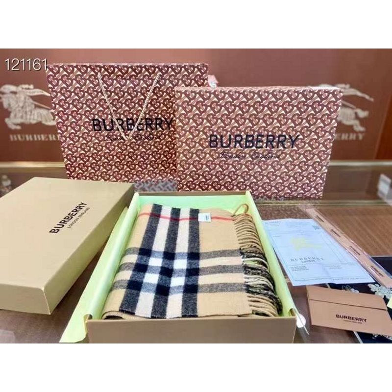 Burberry Cashmere Scarf SS001151