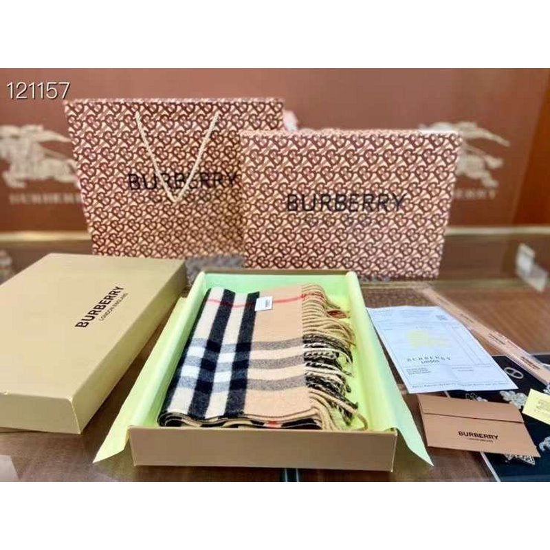 Burberry Cashmere Scarf SS001152