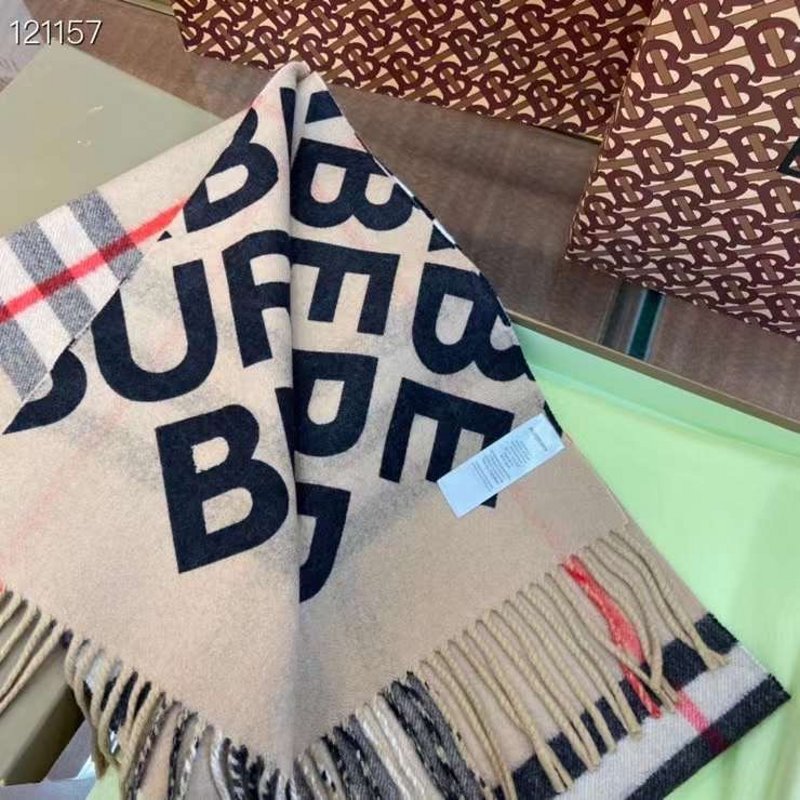 Burberry Cashmere Scarf SS001152