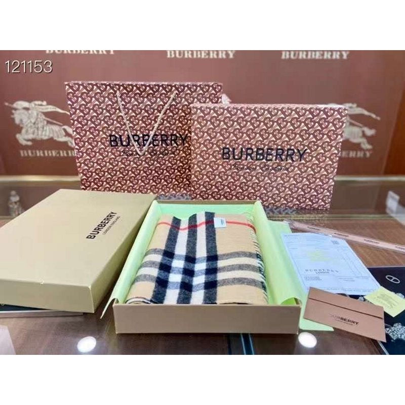 Burberry Cashmere Scarf SS001153