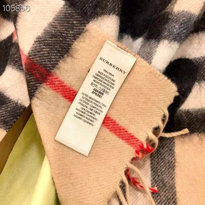 Burberry Cashmere Scarf SS001171