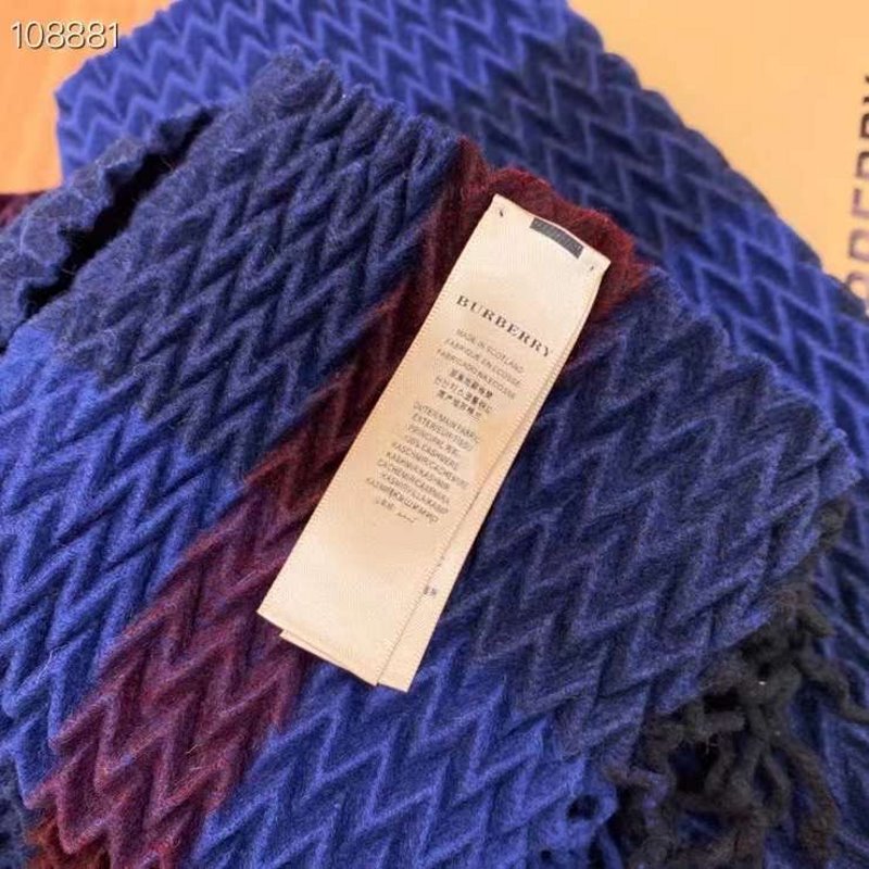 Burberry Cashmere Scarf SS001174