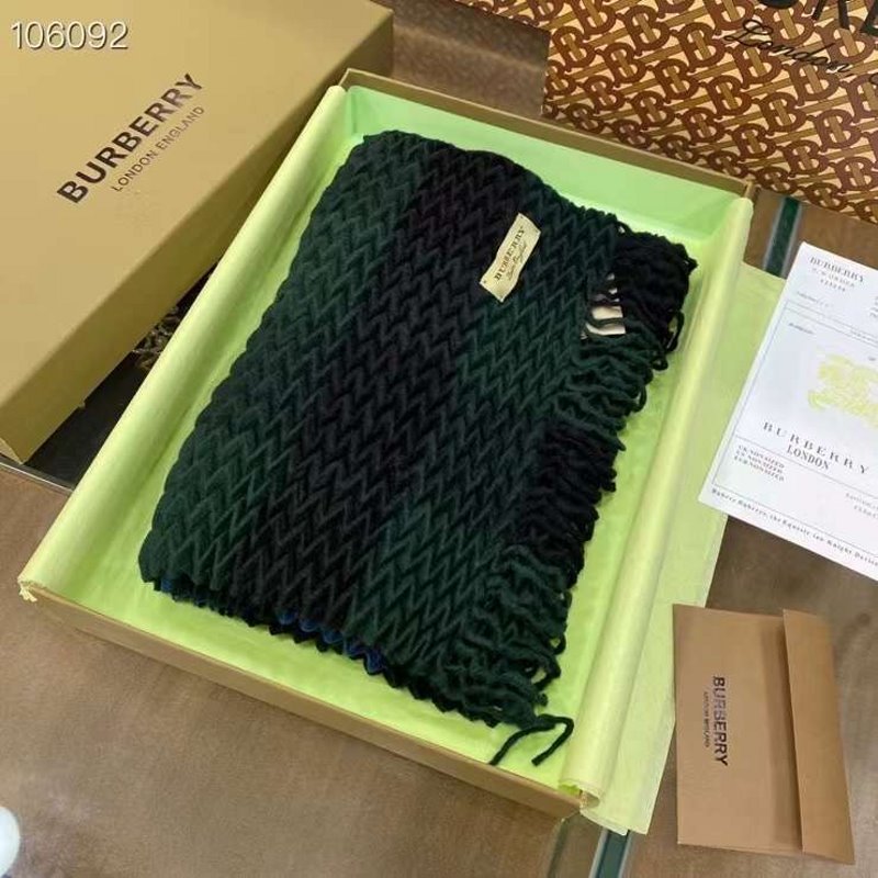 Burberry Cashmere Scarf SS001175