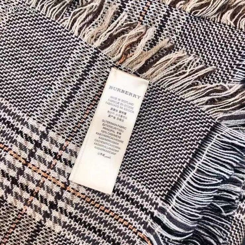 Burberry Cashmere Scarf SS001186