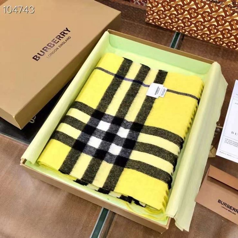 Burberry Cashmere Scarf SS001202