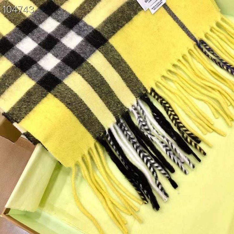 Burberry Cashmere Scarf SS001202