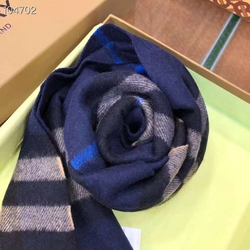 Burberry Cashmere Scarf SS001203