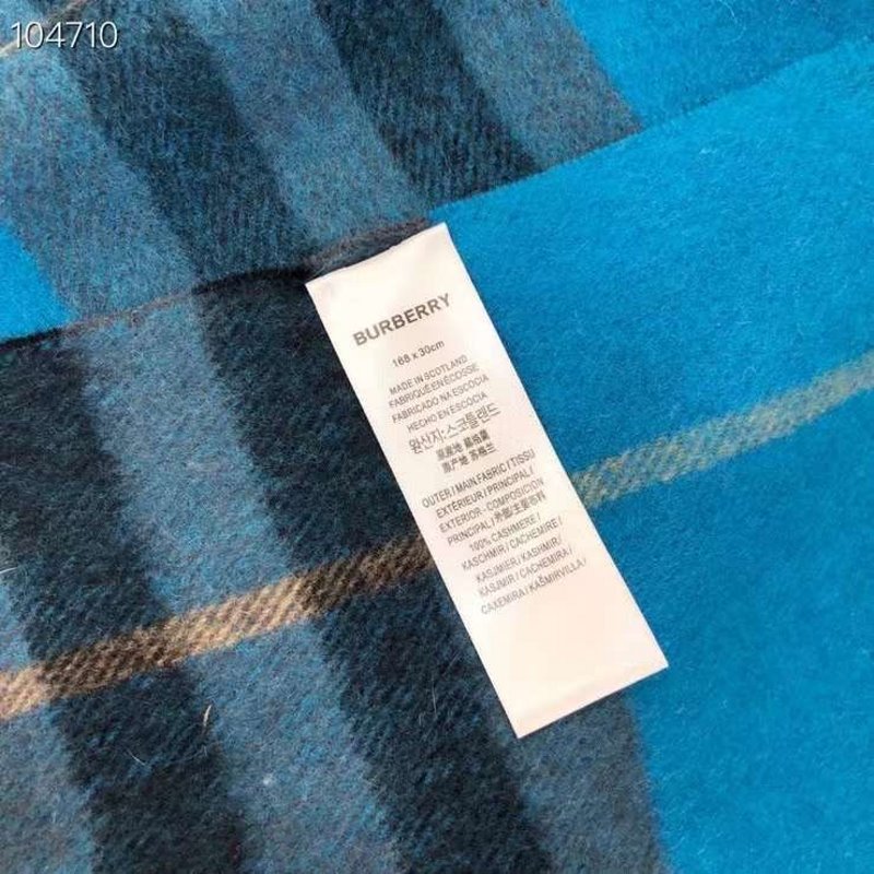 Burberry Cashmere Scarf SS001204