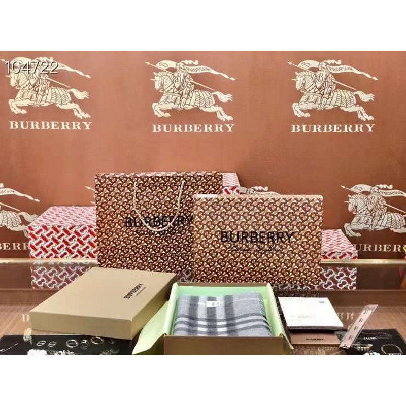 Burberry Cashmere Scarf SS001210