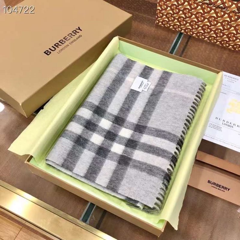 Burberry Cashmere Scarf SS001210