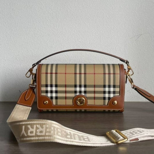 Burberry Cross Body Bag BG0525010