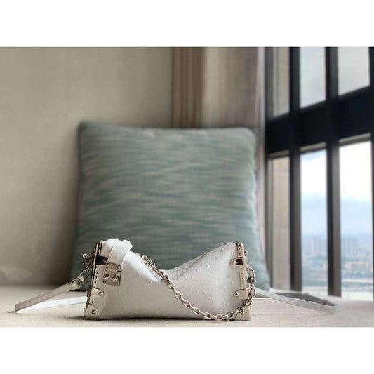 Burberry Li Ting Bag BG030521