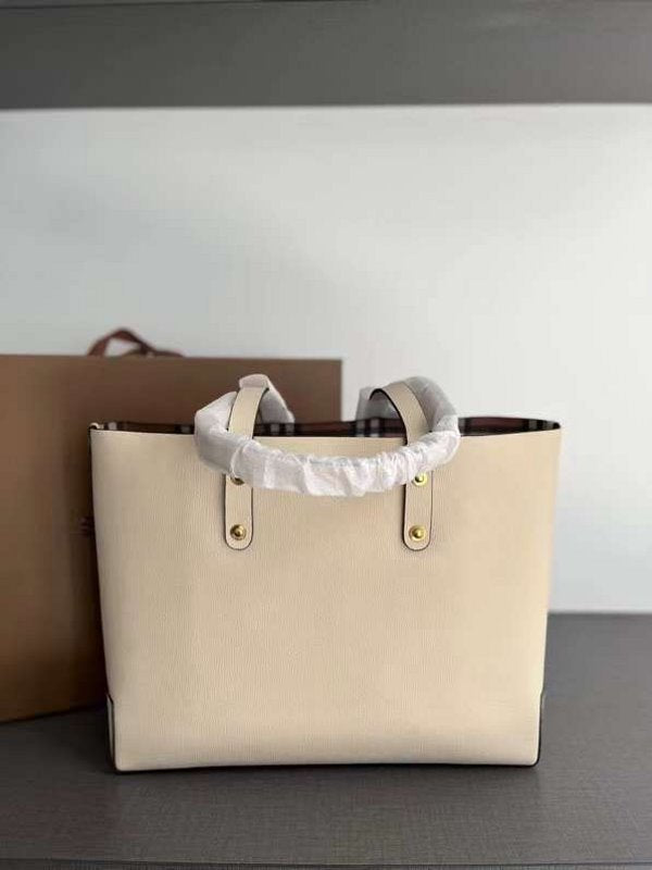 Burberry Shopping Tote Bag BG02670