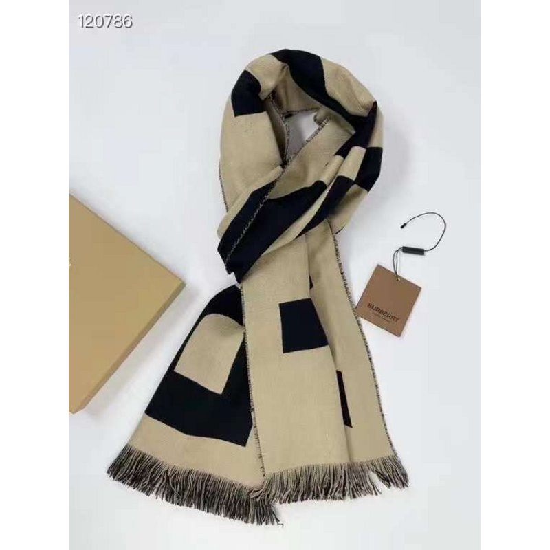 Burberry Wool Scarf SS001155