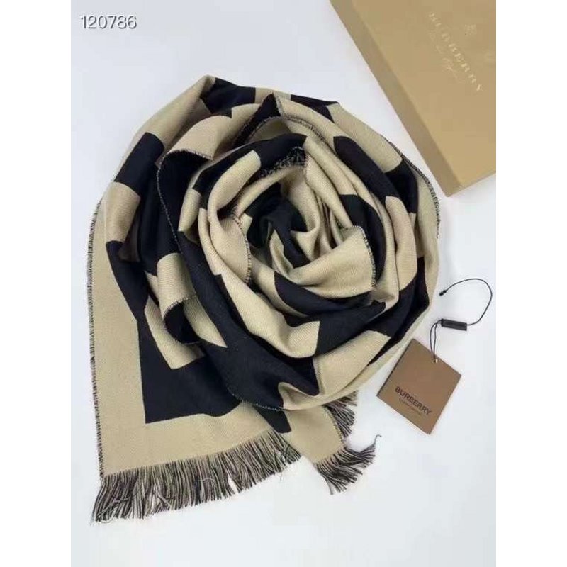 Burberry Wool Scarf SS001155