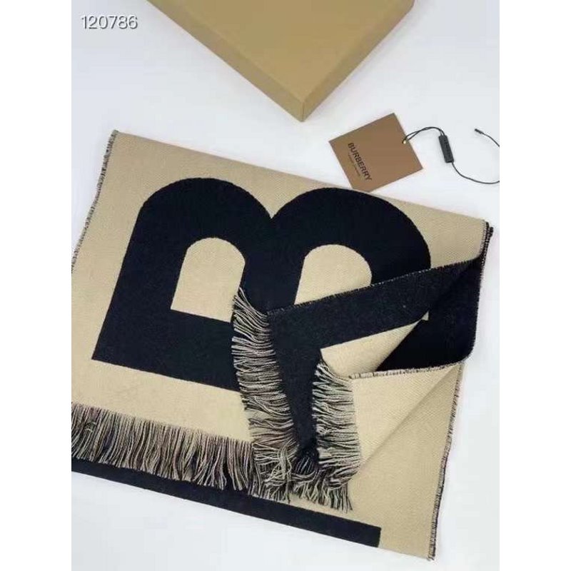 Burberry Wool Scarf SS001155