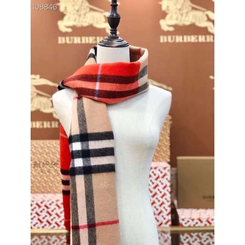 Burberry Wool Scarf SS001165