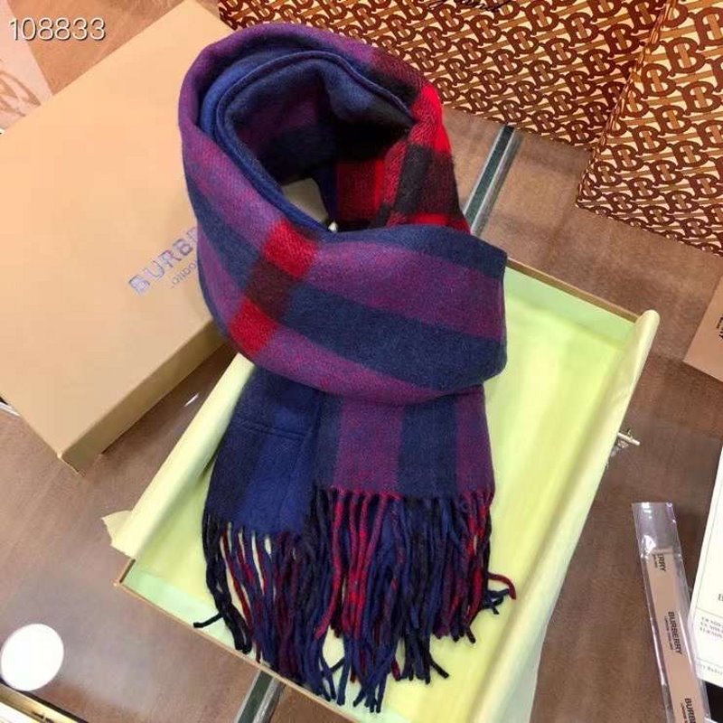 Burberry Wool Scarf SS001167