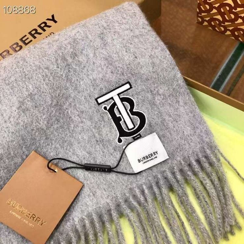 Burberry Wool Scarf SS001178