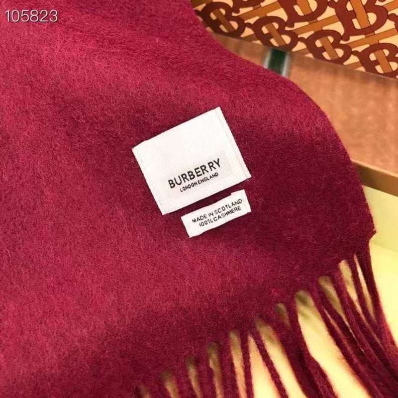 Burberry Wool Scarf SS001180