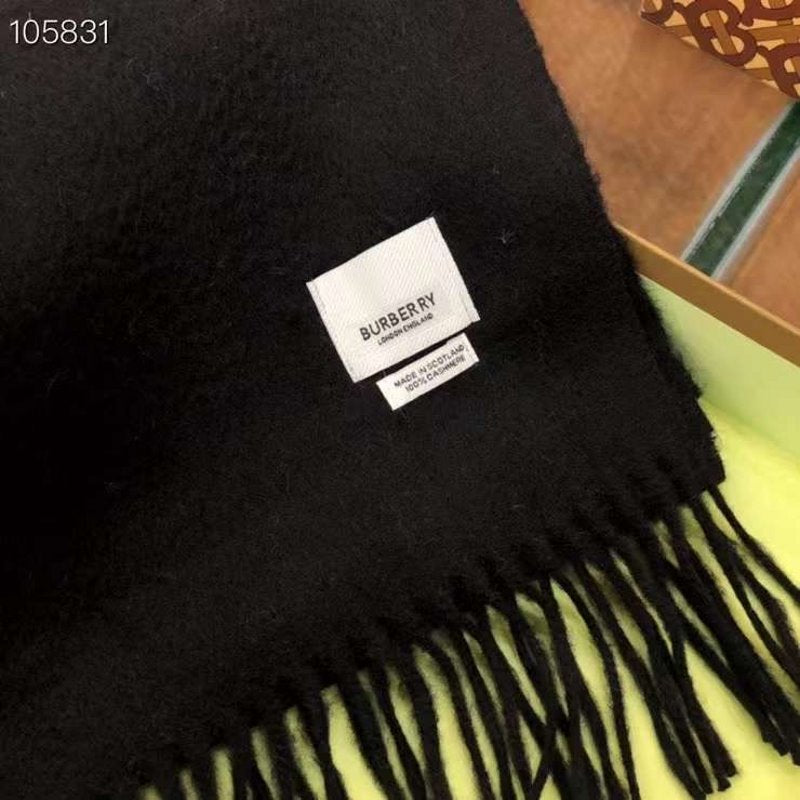 Burberry Wool Scarf SS001183