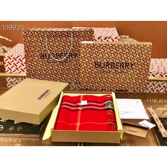 Burberry Wool and Cashmere Scarf SS001191
