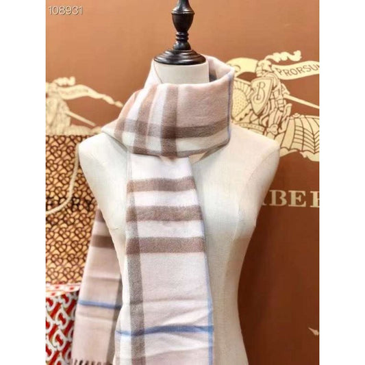 Burberry Wool and Cashmere Scarf SS001192