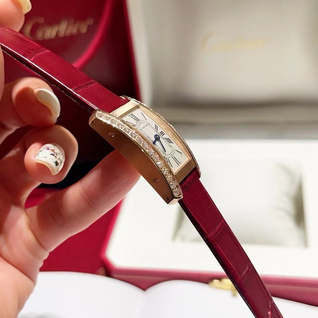 Cartier Tank Americaine De Wrist Watch WTJN25115