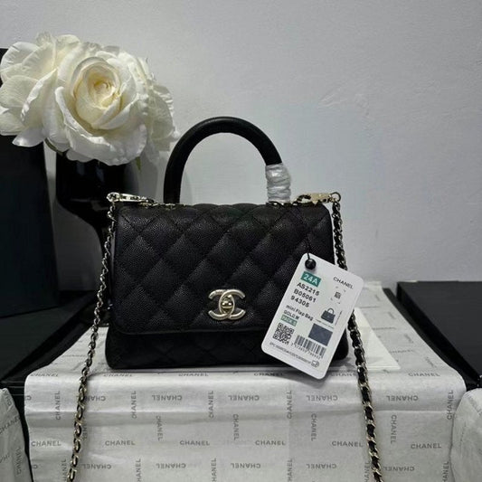 Chanel Coco Handle Bag BG0525042