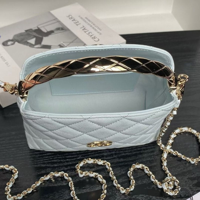 Chanel Coco crush Handle Bag BG0525098