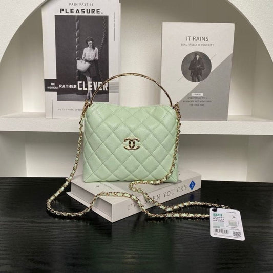 Chanel Coco crush Handle Bag BG0525101